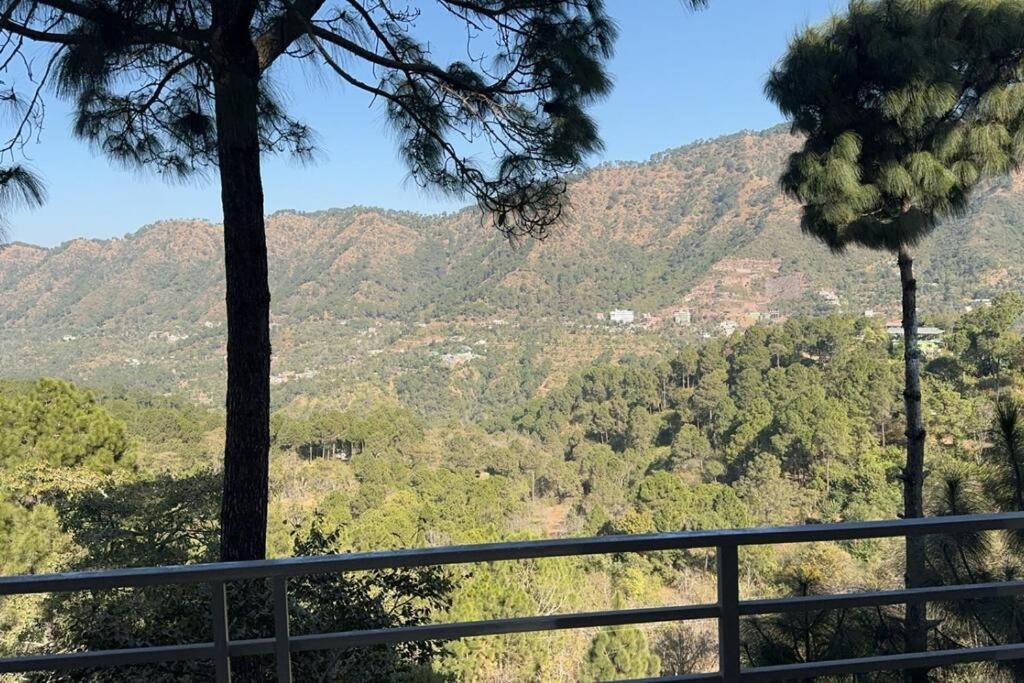 Kasauli Vista - A Boutique Stay Exterior photo