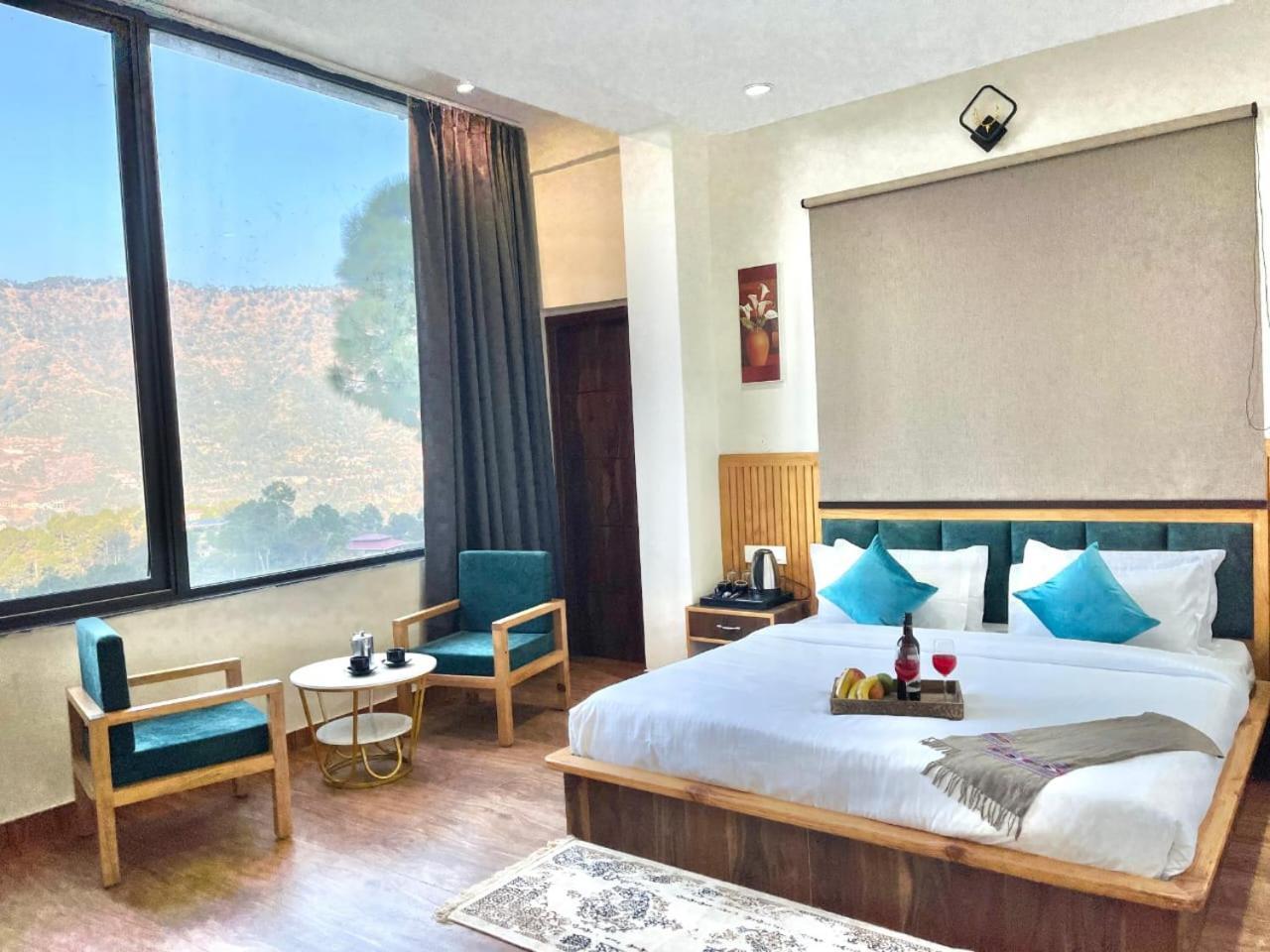 Kasauli Vista - A Boutique Stay Exterior photo